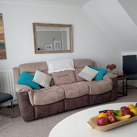 Ludlow Mews Town House With Free Parking Exterior photo